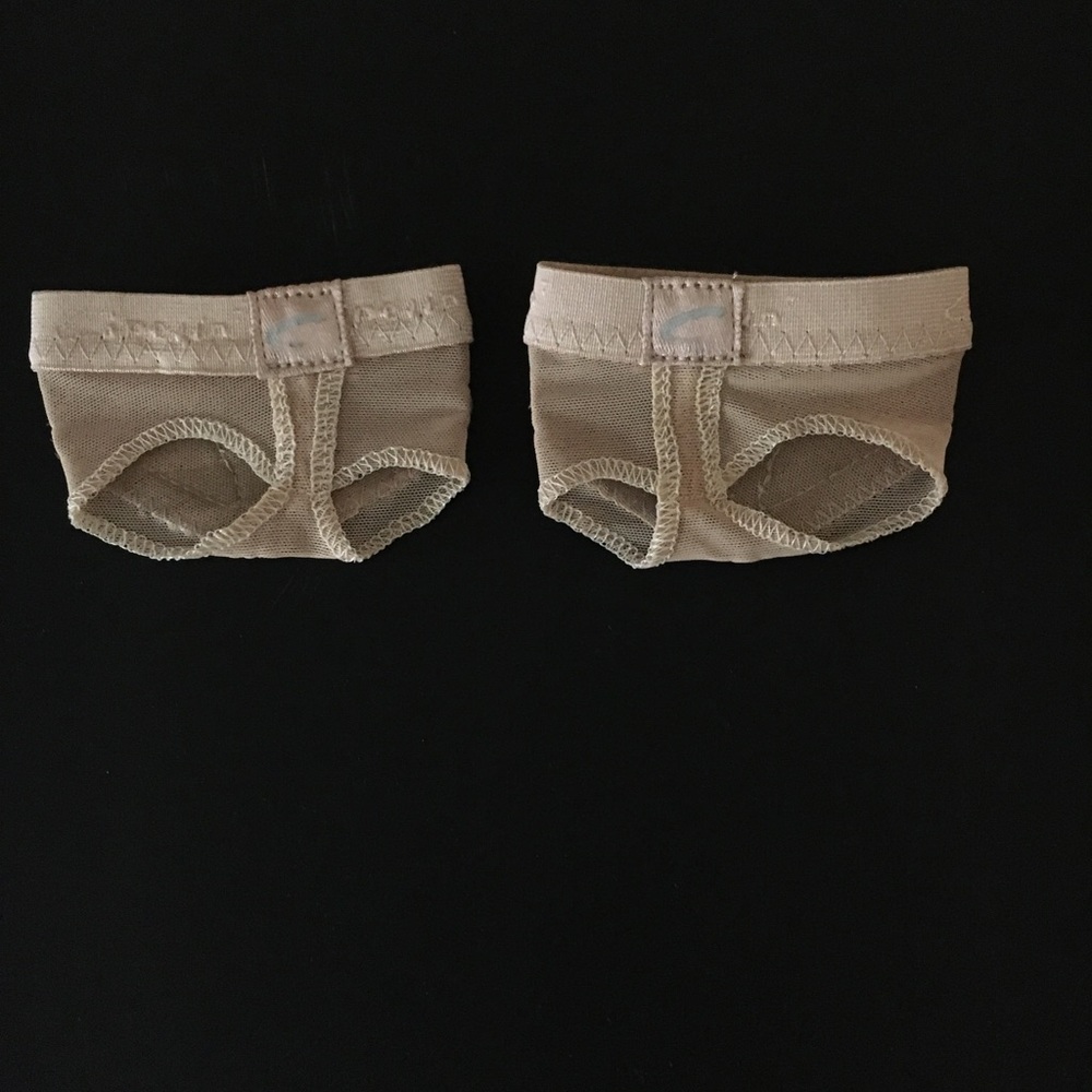 CAPEZIO Dance Paws footUndeez Foot Protectors HO7